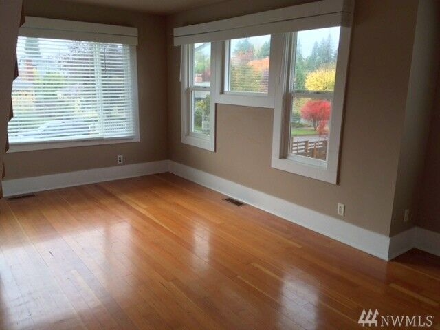 Property Photo:  5912 39th Ave SW  WA 98136 