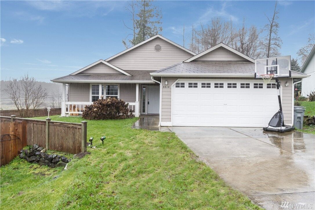 Property Photo: 6614 105th Street NE WA 98270
