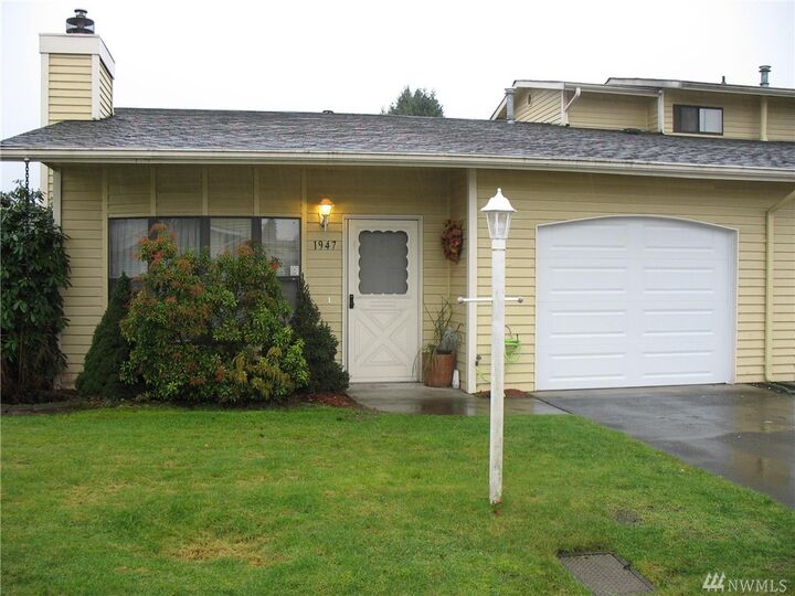 Property Photo: 1947 F St SE WA 98002