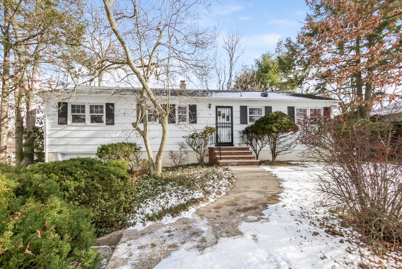 Property Photo:  34 Preston Dr  NJ 07039 