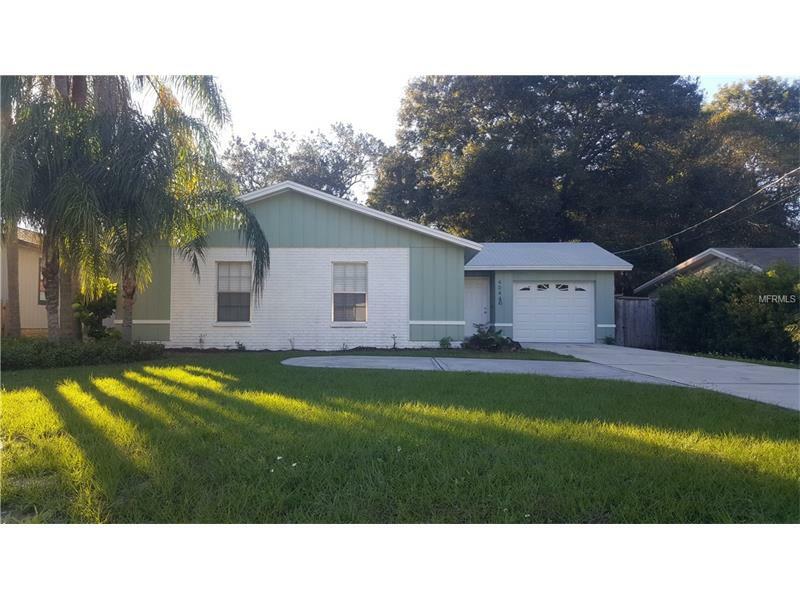 Property Photo: 4044 Murdock Avenue FL 34231