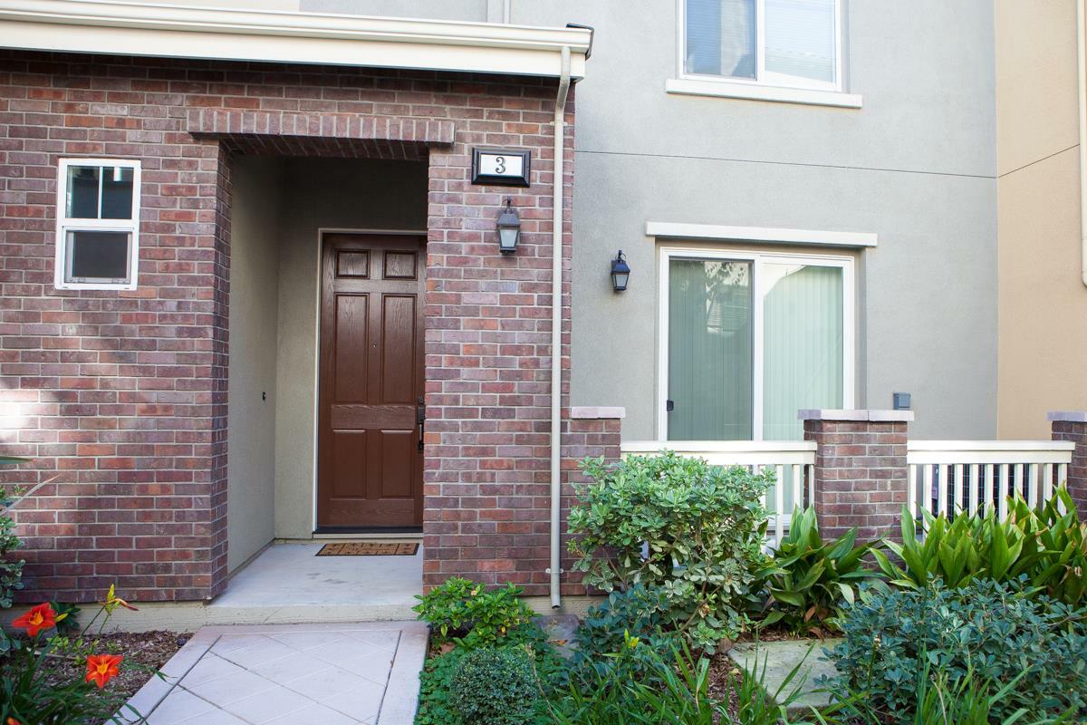 Property Photo: 3 Muller Place CA 95126
