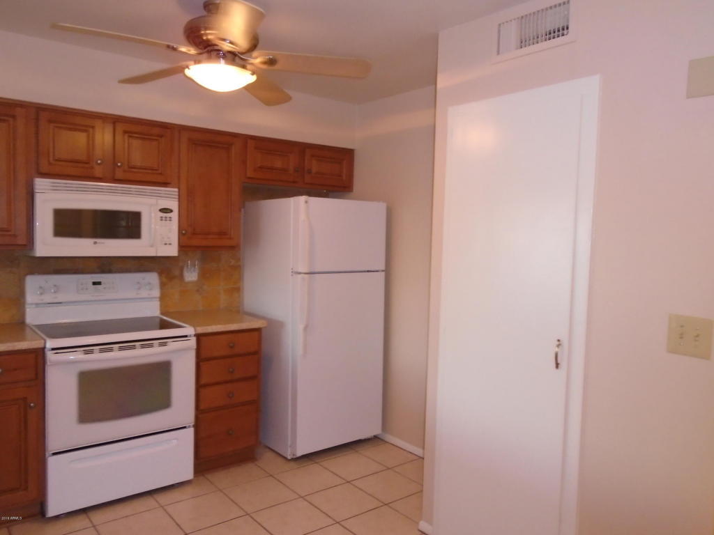 Property Photo:  10863 W Santa Fe Drive  AZ 85351 