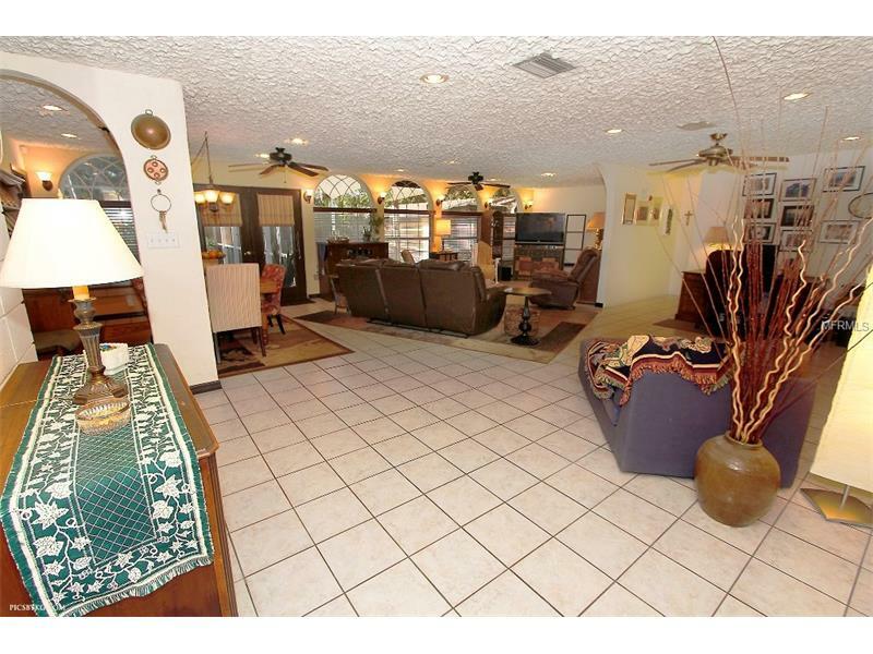 Property Photo:  1119 Sea Gull Lane S  FL 33707 