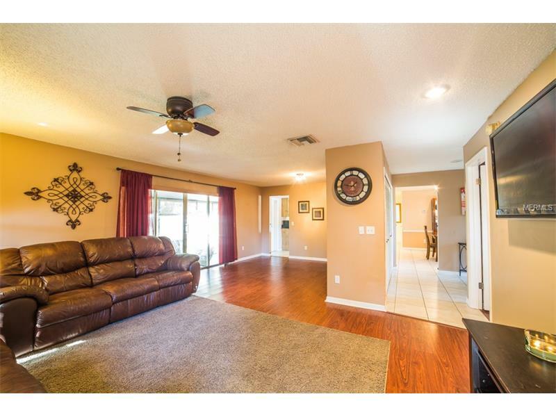 Property Photo:  1001 Fox Den Court  FL 32708 