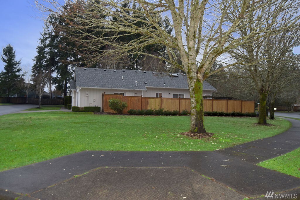 Property Photo:  3711 Paddington Lane SE  WA 98503 