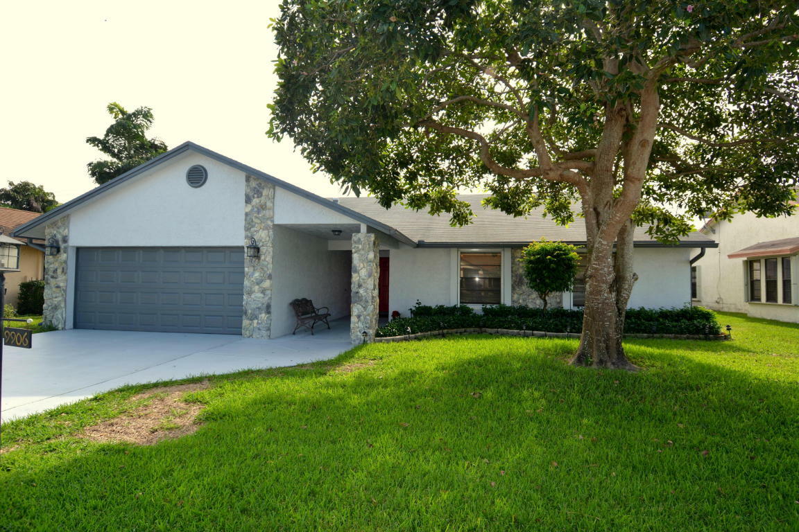 Property Photo:  9906 Majorca Place  FL 33434 