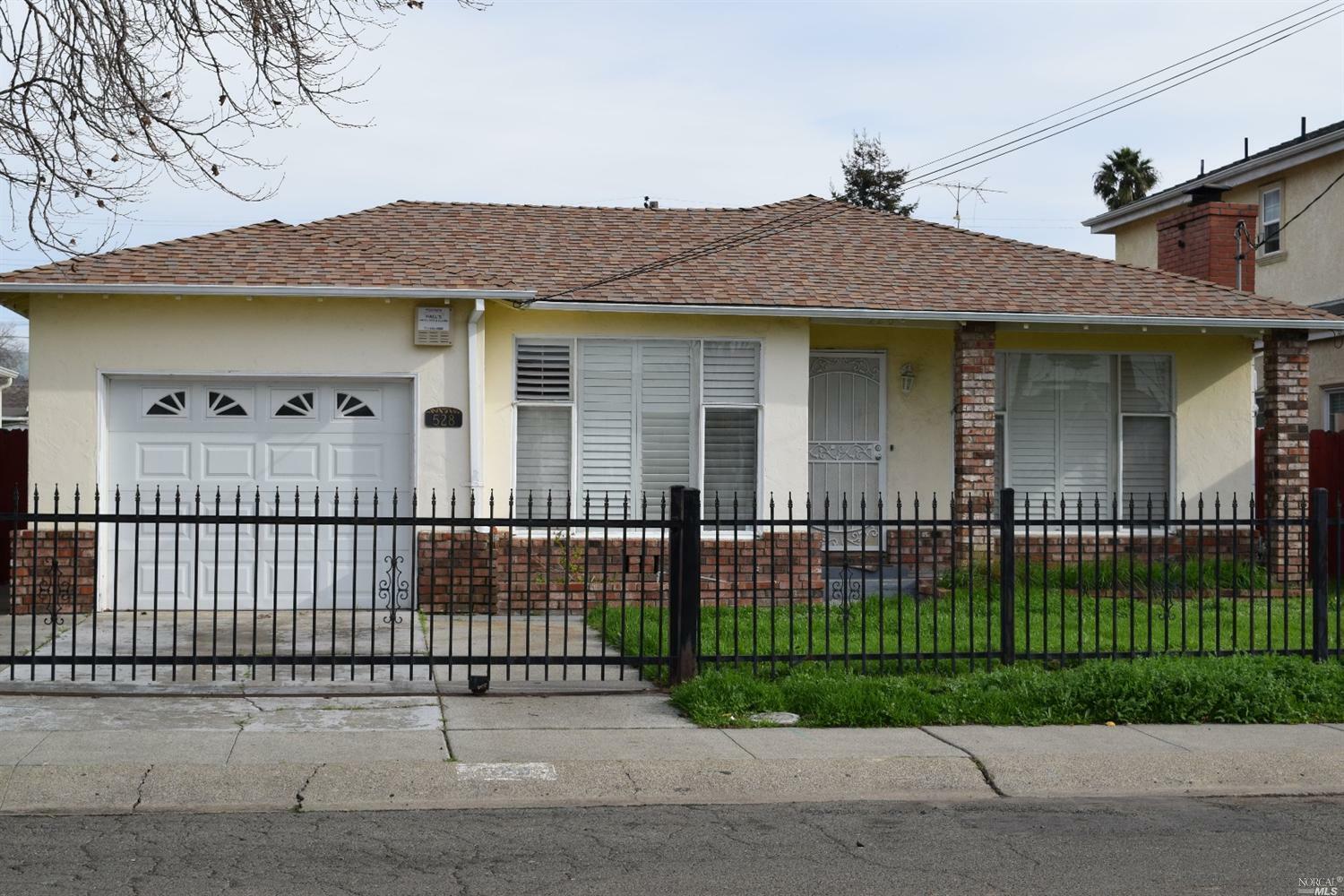 Property Photo:  528 Warford Avenue  CA 94591 