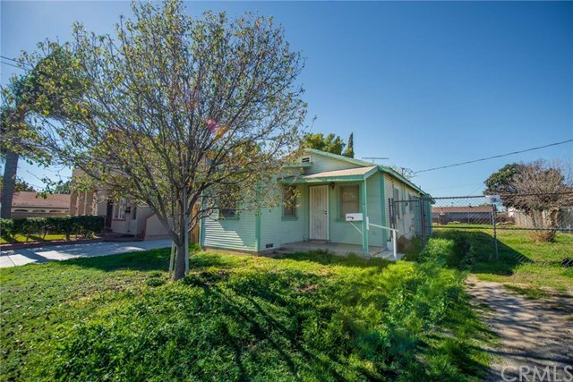 Property Photo:  1031 N Patt Street  CA 92801 