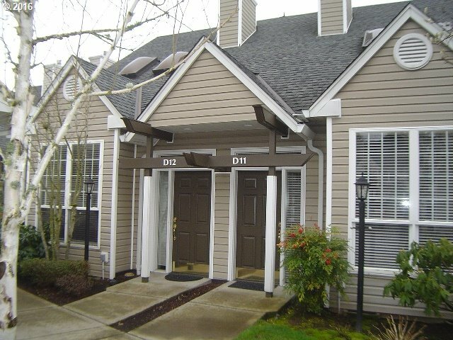 Property Photo: 9008 NE 54th St D12 WA 98662