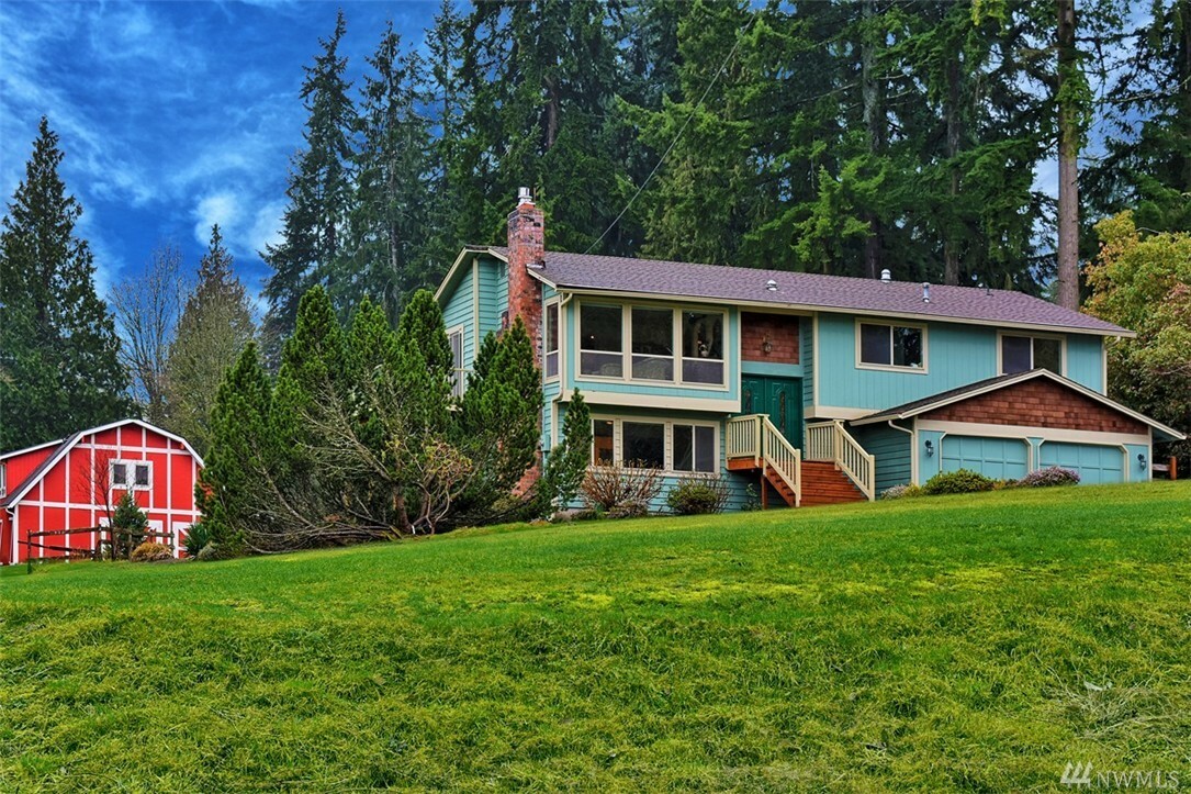 Property Photo:  8722 172nd St SE  WA 98296 