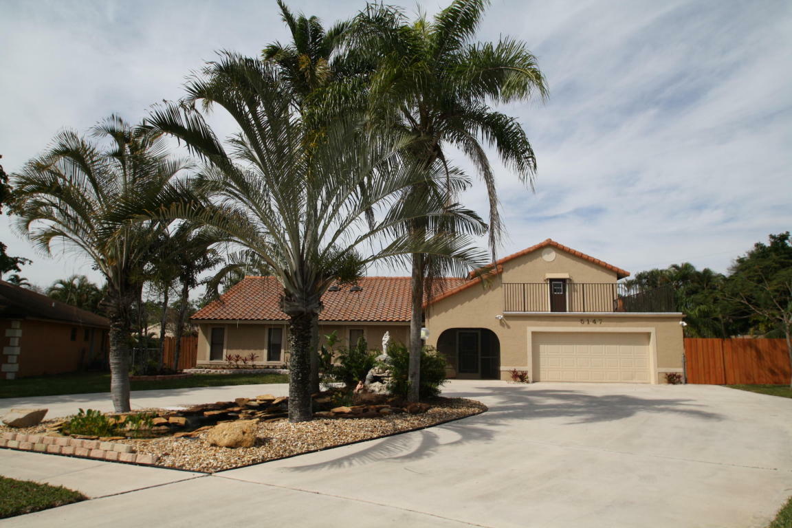 Property Photo: 5147 Beechwood Road FL 33484
