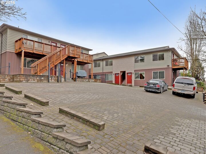 6906 N Philadelphia Ave  Portland OR 97203 photo