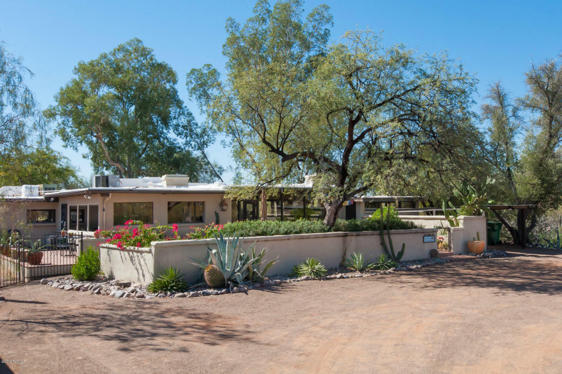 Property Photo:  4970 N Camino Antonio  AZ 85718 