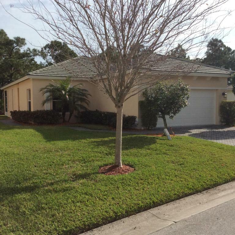 Property Photo:  307 SW Coconut Key Way  FL 34986 