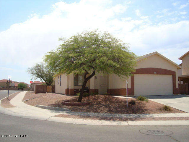 Property Photo:  7749 S Meadow Spring Way  AZ 85747 