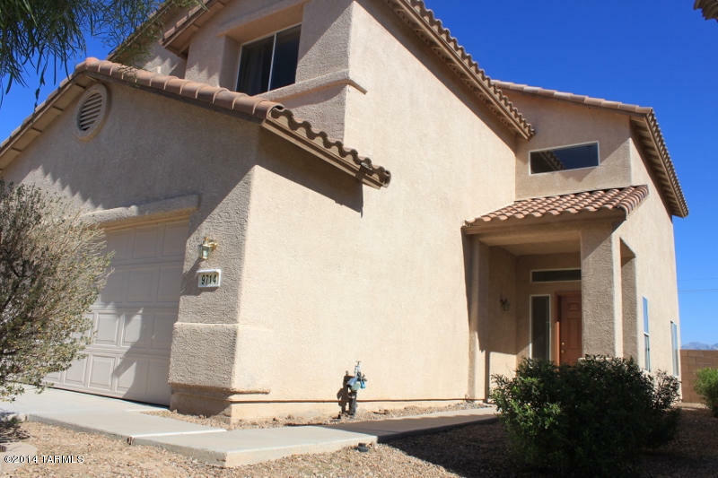 Property Photo: 9714 N Stone Rock Drive AZ 85743