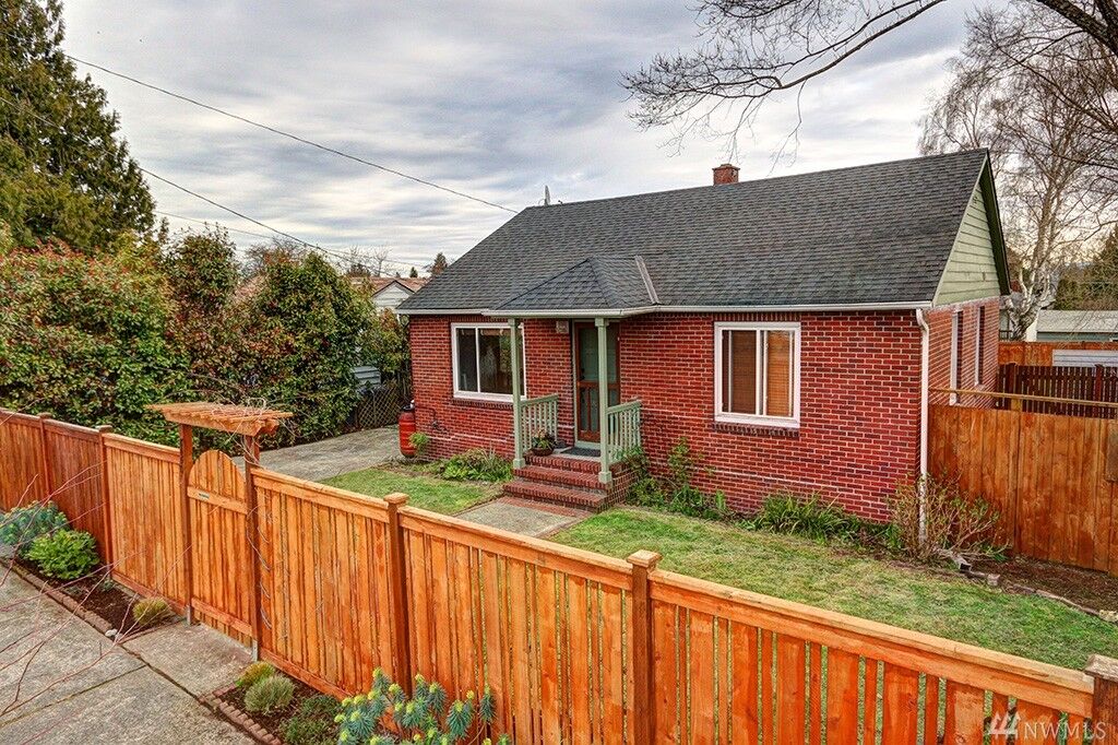 Property Photo:  8450 13th Avenue SW  WA 98106