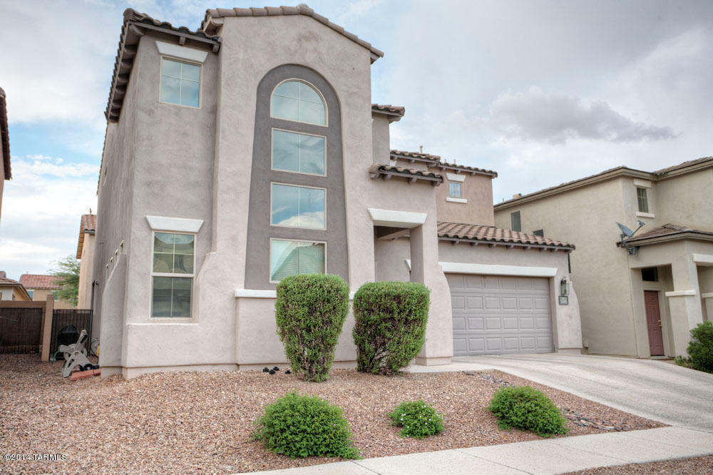 Property Photo:  110 W Camino Rancho Palomas  AZ 85629 