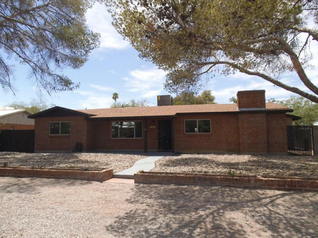 Property Photo:  6210 E 2nd Street  AZ 85711 