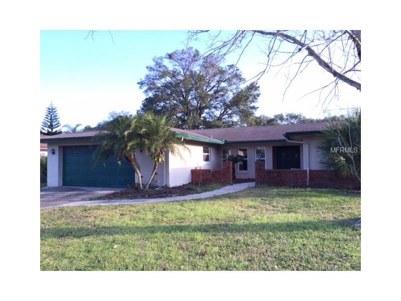Property Photo: 4122 Playa Court FL 32812