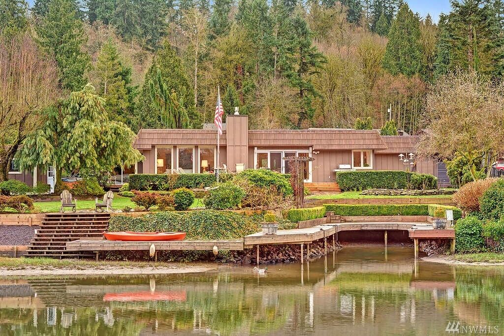 Property Photo: 8646 NE 170th Street WA 98028