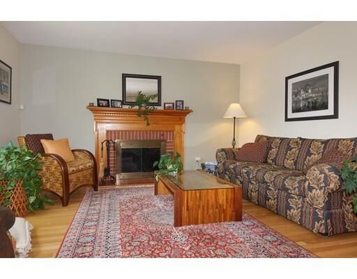 Property Photo:  9 Sunset Dr  MA 01532 