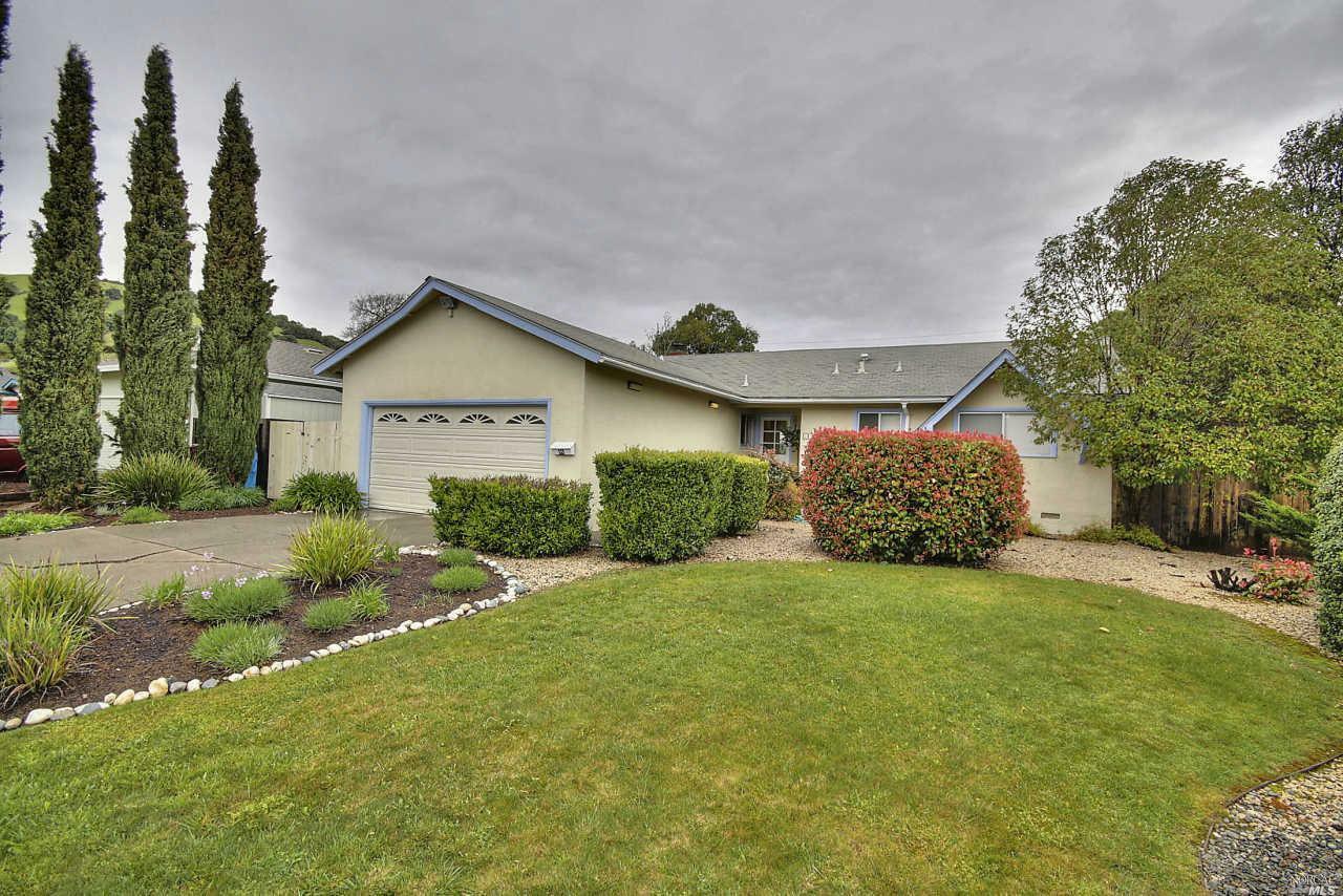Property Photo: 8 Stasia Drive CA 94947