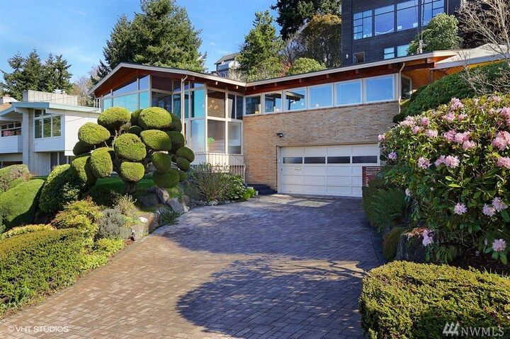 8824 39th Ave SW  Seattle WA 98136 photo