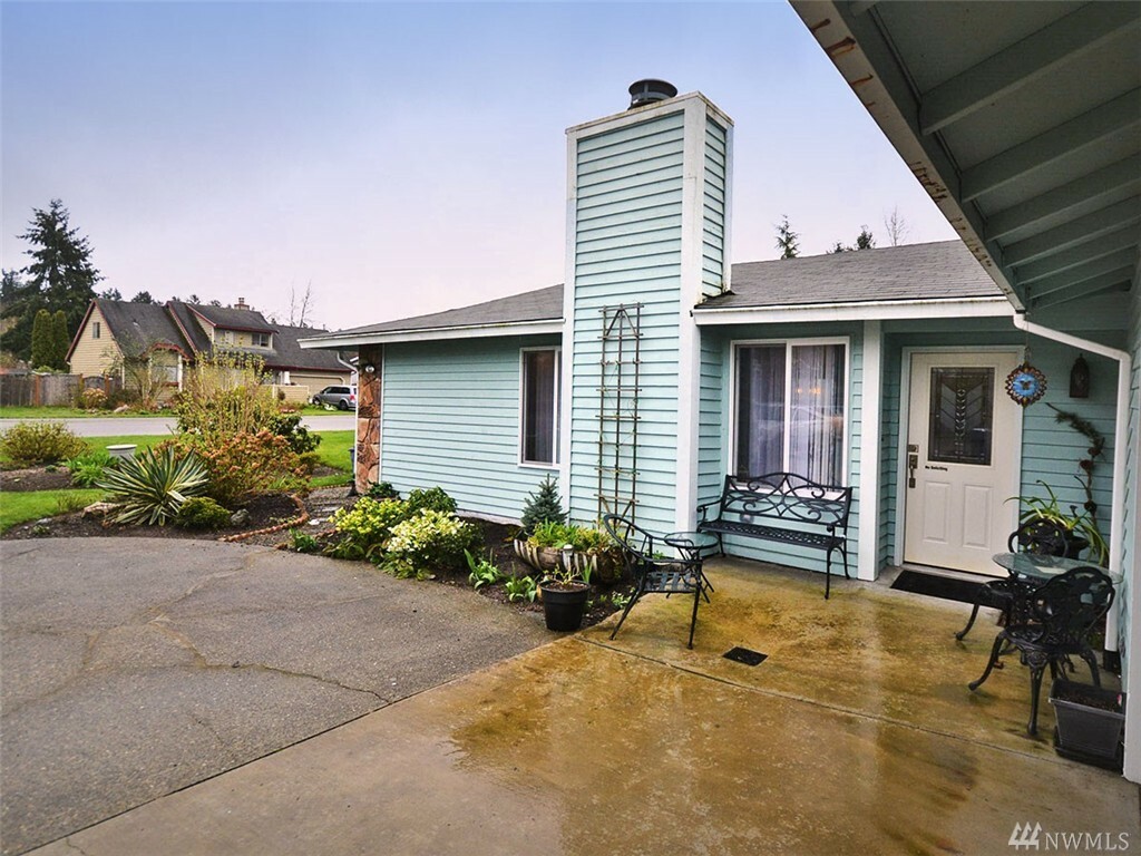 Property Photo:  1603 SW 322nd SW  WA 98023 