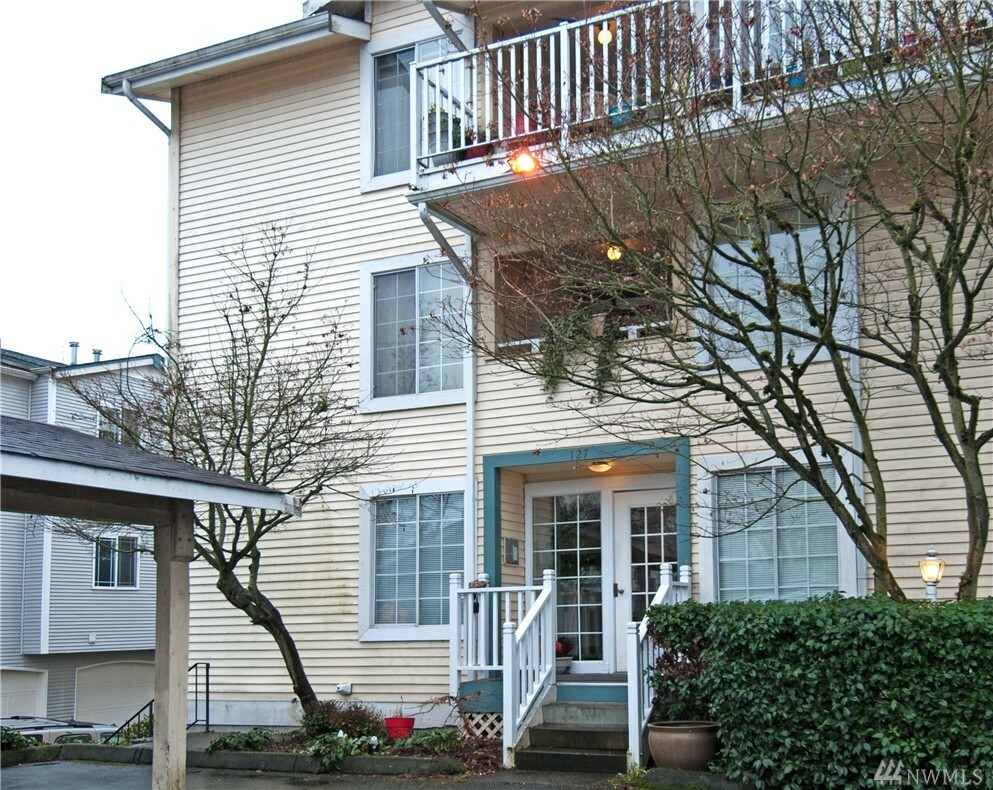 Property Photo:  127 SW 154th St 103  WA 98166 