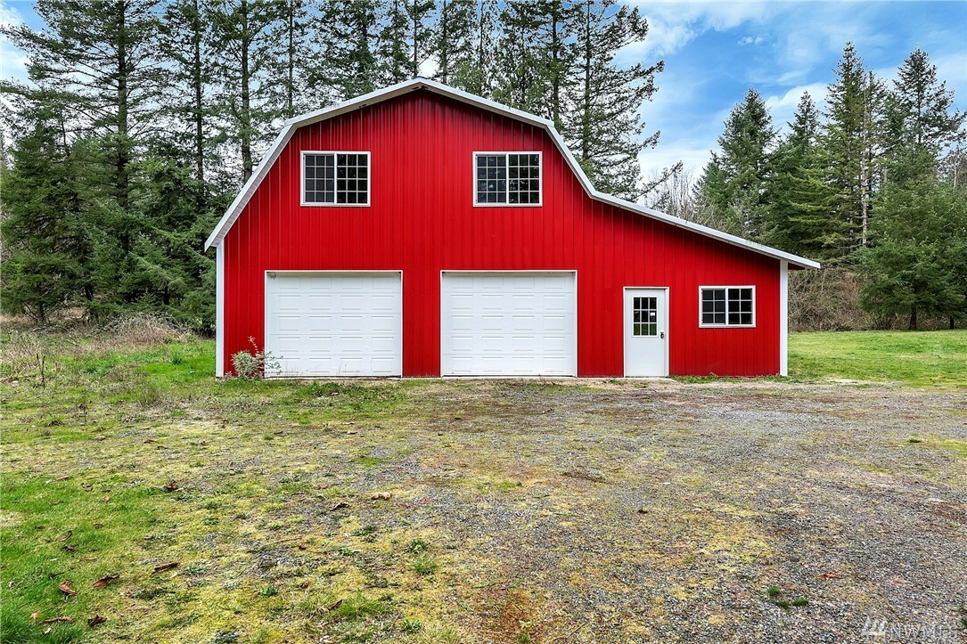 Property Photo: 3666 Alm Rd WA 98247