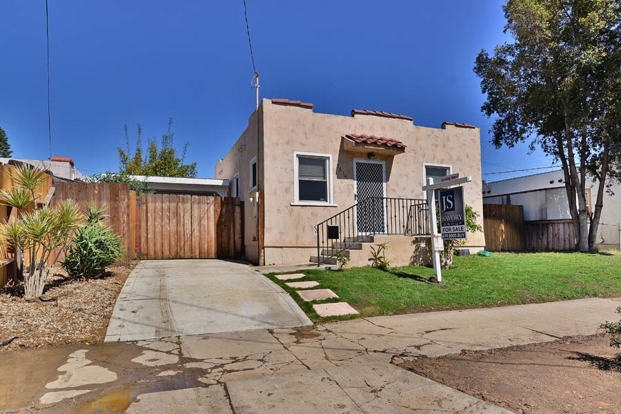 Property Photo:  3614 Dwight Street  CA 92104 