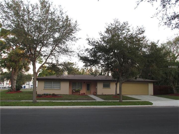 Property Photo: 344 Ponce De Leon Avenue FL 34285