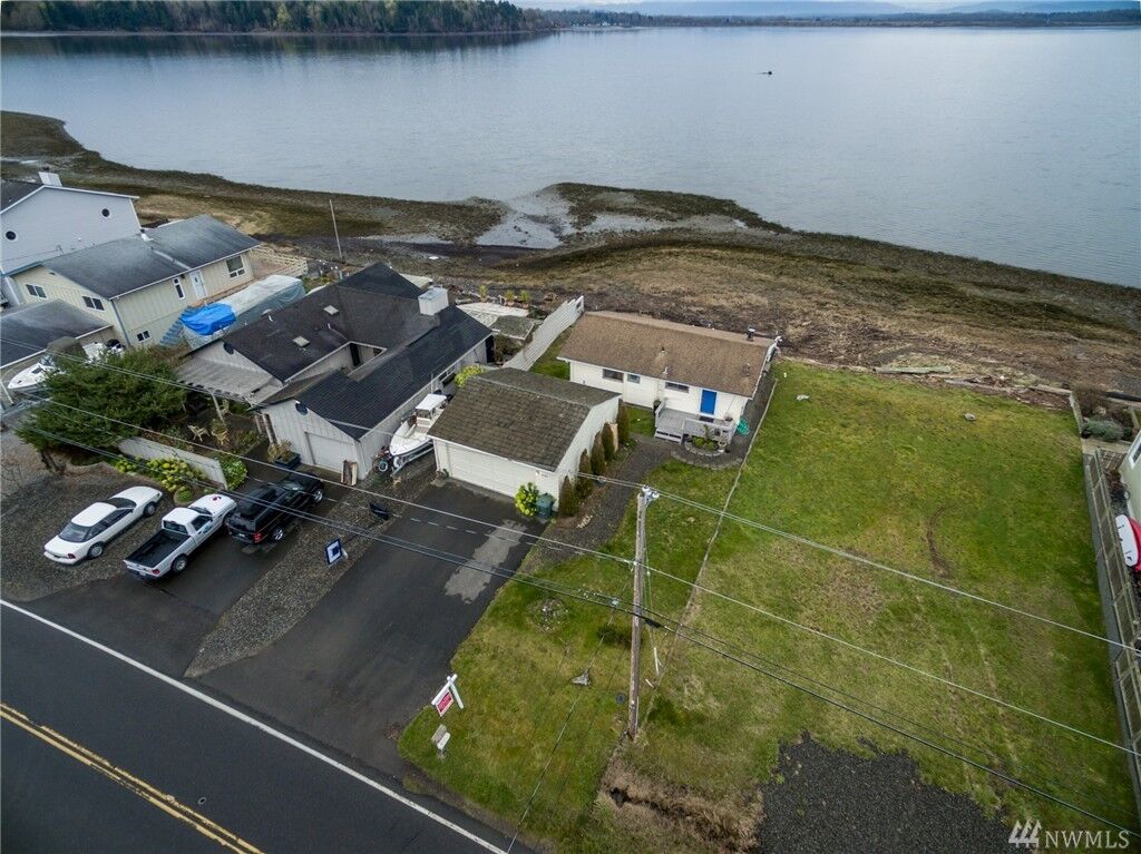 Property Photo: 4182 Saltspring Dr WA 98248