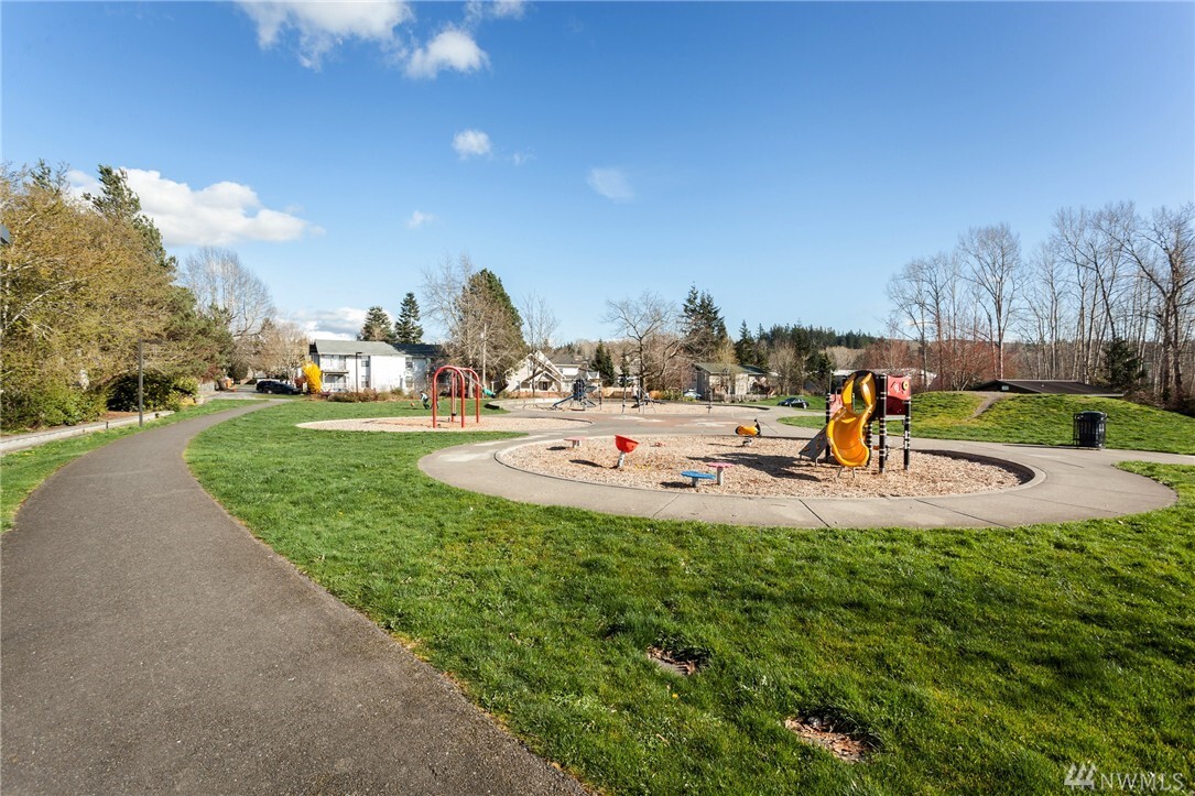 Property Photo: 2315 Verona St 9 WA 98229