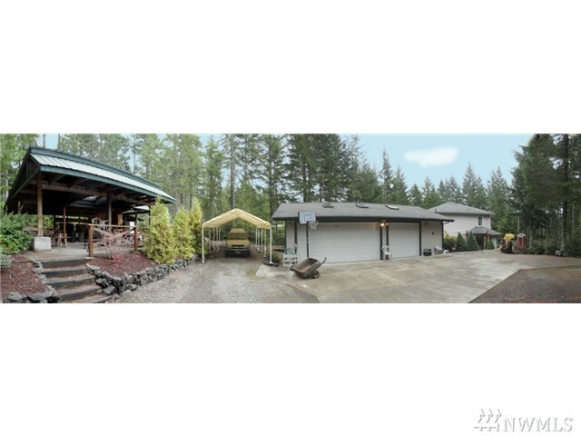 Property Photo:  160 NE Lake Ridge Dr  WA 98528 