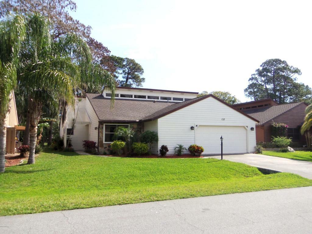 137 N Gull Circle  Daytona Beach FL 32119 photo