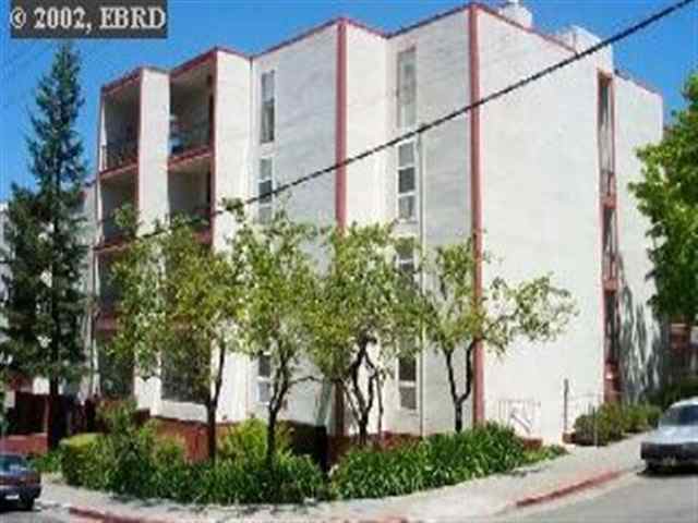 Property Photo:  250 Whitmore St 110  CA 94611 