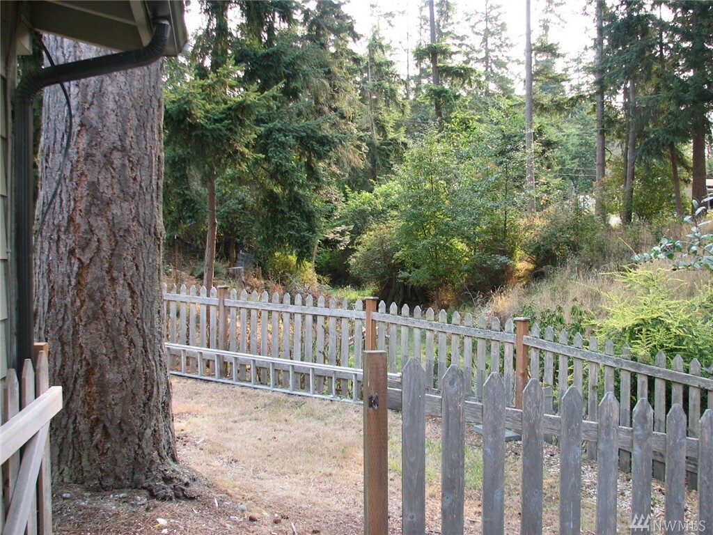 Property Photo:  3611 Marine View Drive  WA 98253 