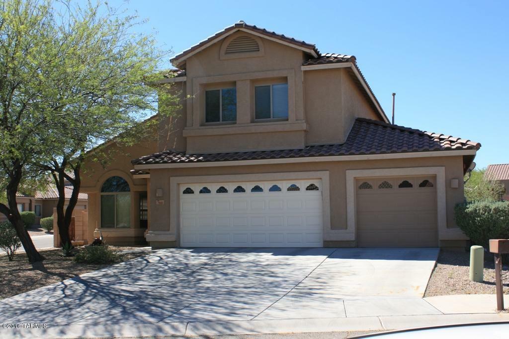 Property Photo:  7441 W Ruby Chip Drive  AZ 85743 