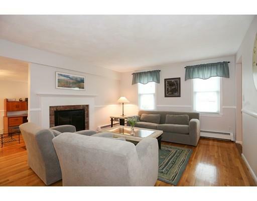 Property Photo:  92 Woodridge Rd  MA 01752 