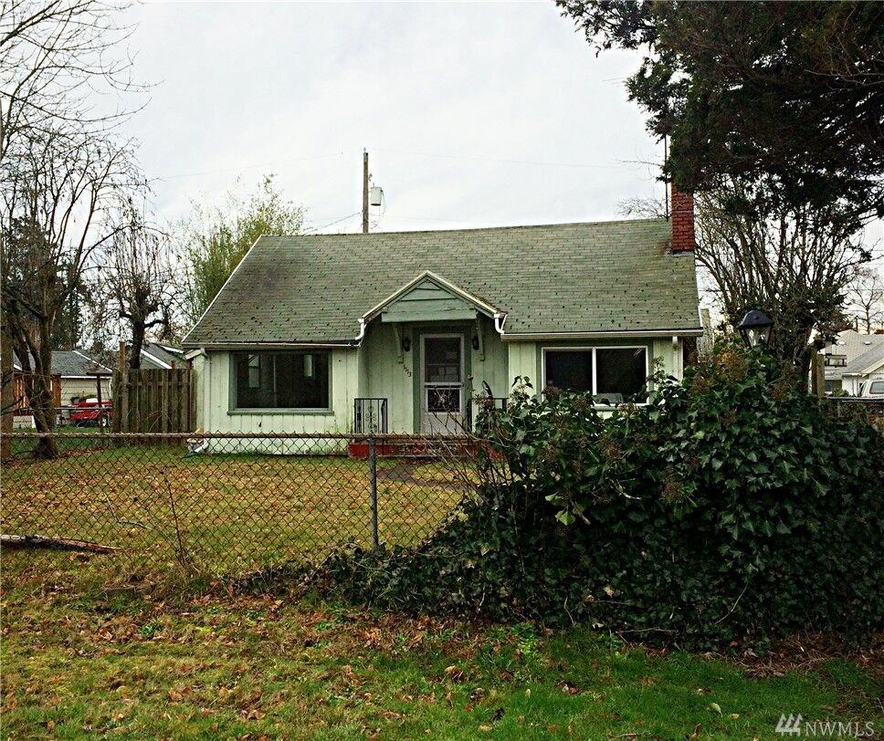 Property Photo:  1113 S 62nd St  WA 98408 