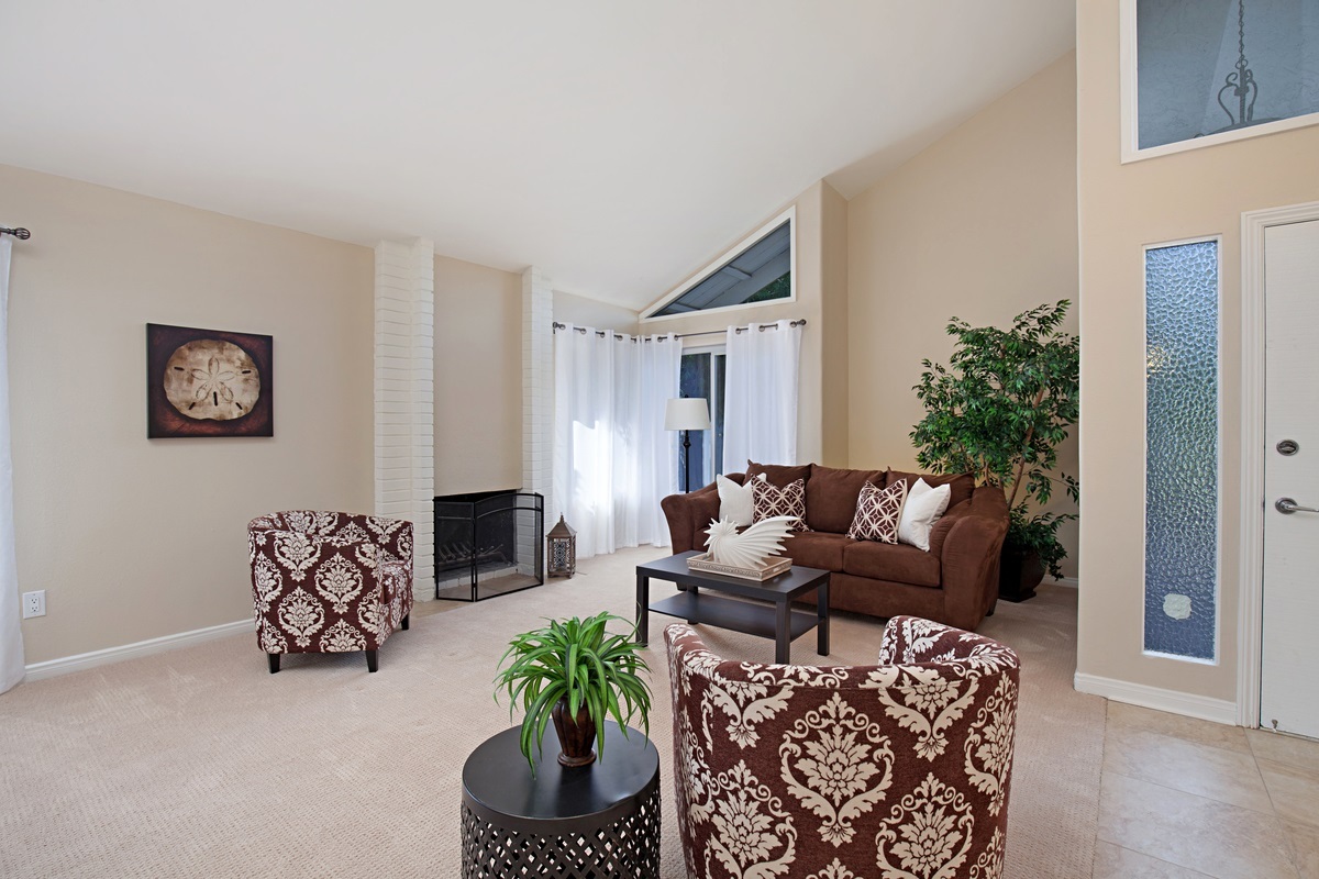 Property Photo: 101 Rodney Ave CA 92024