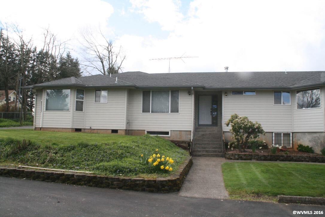 Property Photo:  2011 Delaney Rd SE  OR 97306 