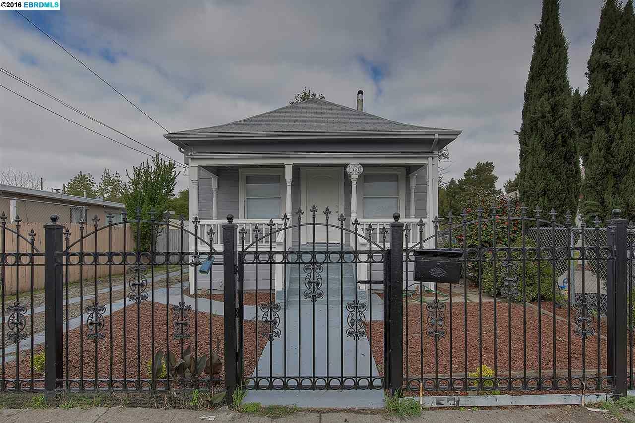 Property Photo:  1231 80th Ave  CA 94621 