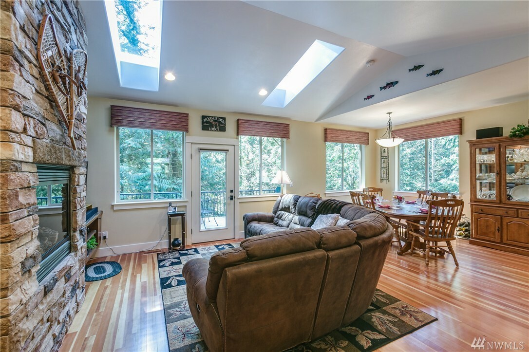 Property Photo: 32 Morning Glory Dr WA 98229