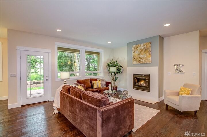 Property Photo:  7226 Hawksview Dr  WA 98223 