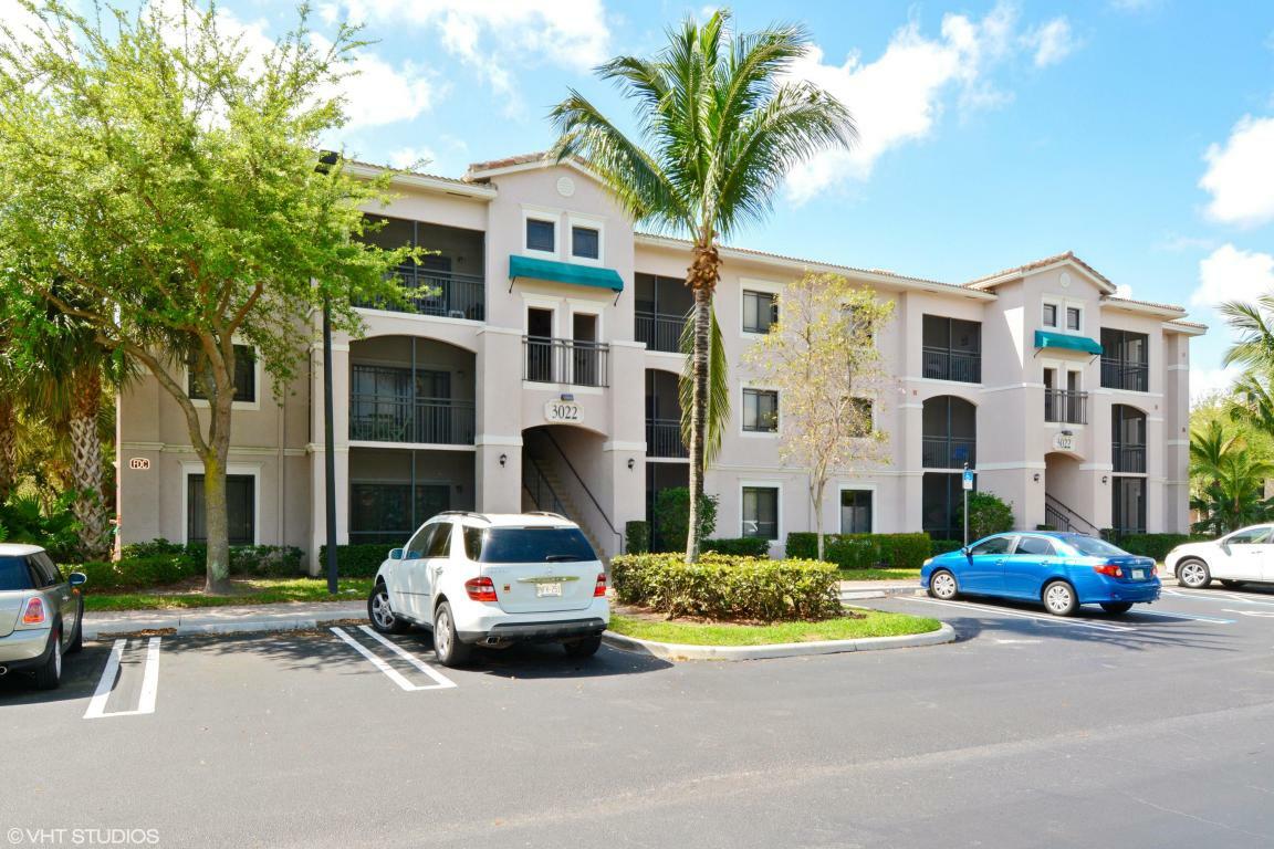 Property Photo: 3022 Alcazar Place 203 FL 33410