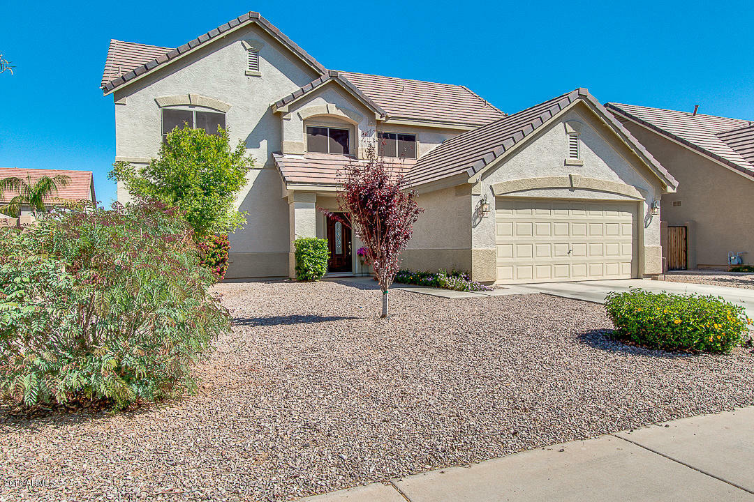 Property Photo:  2414 E Westchester Drive  AZ 85249 